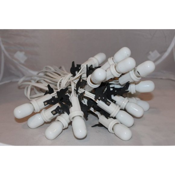Dept 56 Village Accessories - 20 Socket Light Set NO BOX
